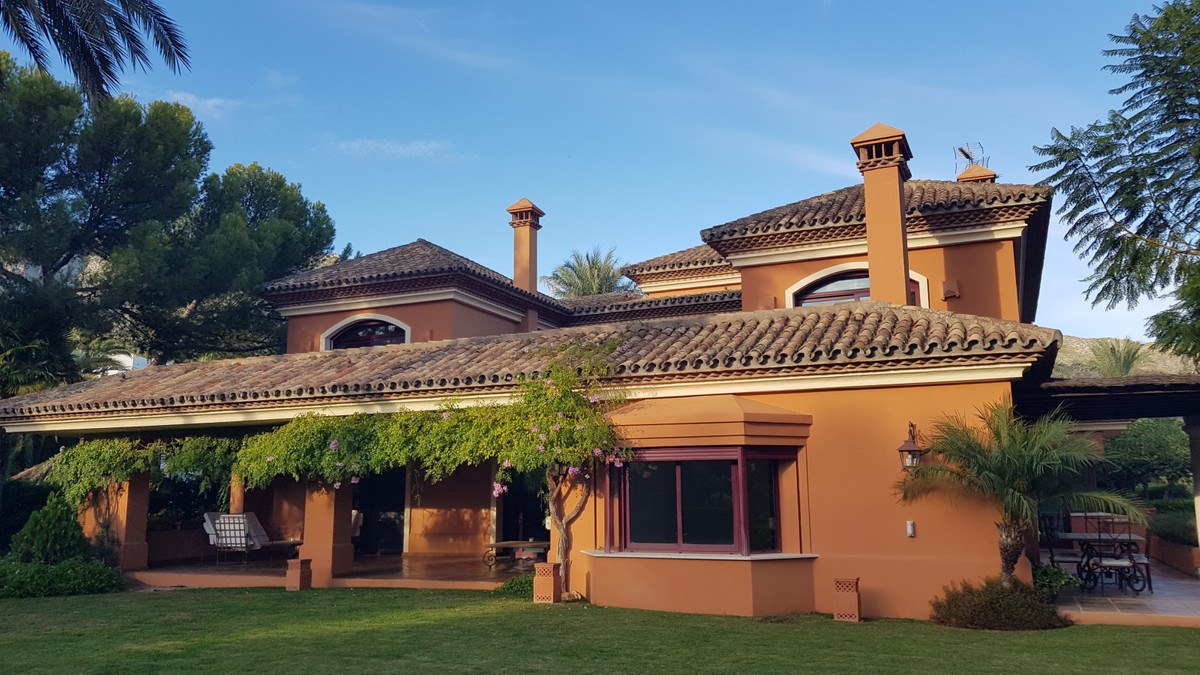 Villa in Sierra Blanca